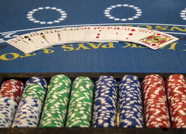 gambling casino game gamble chance gamblers chips addictions 637325
